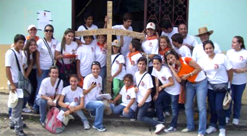 Miembros de Juventud y Familia Misionera de Ecuador.