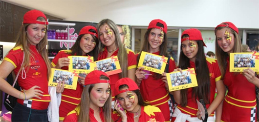 Equipo de Cars, del Colegio Cumbres, ganadoras de la 2° categoría del New Gen 2010.