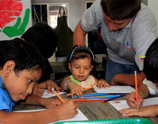 Actividades formativas realizadas por los chicos del Club Faro.