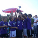 Chicos ganadores con su trofeo, en la Copa Faro que se desarroll&oacute; en Buenos Aires.