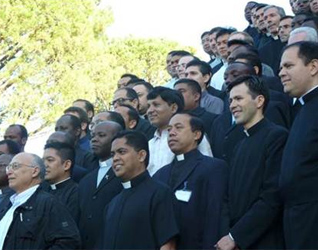 Foto de grupo de los participantes en el 21º Curso internacional para formadores de seminarios.