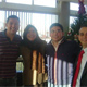 Alejandro Lara (derecha) en un evento de ex alumnos realizado en el Colegio Irland&eacute;s de Nuevo Laredo.