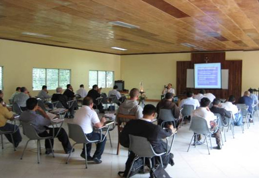 Curso de bioética en Nicaragua para sacerdotes diocesanos.