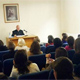 D. Ricardo Bl&aacute;zquez, visitador apost&oacute;lico, falando com consagradas do <i>Regnum Christi</i> que trabalham no Chile.