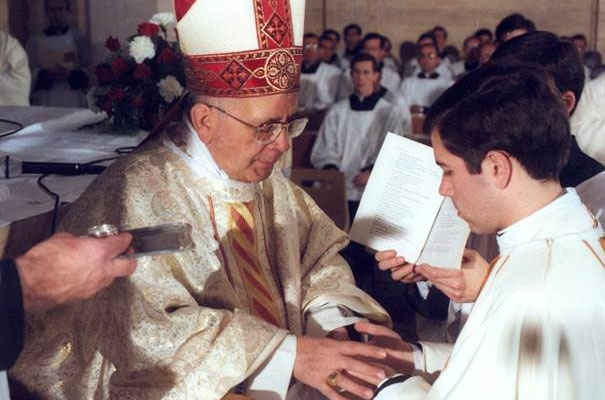 On December 24, 1985, Álvaro Corcuera was ordained a priest by Cardinal Eduardo Martínez Somalo.