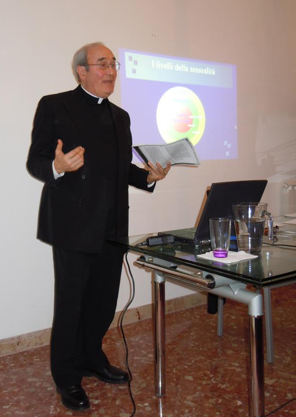 Padre Roberto Gonzalez, LC.