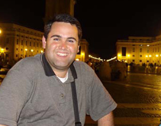Nicolás Brown, consagrado del <i>Regnum Christi.</i>