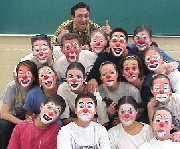 Risaterapia, grupo de jóvenes