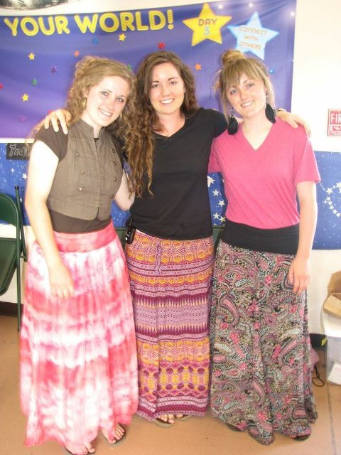 (L to R) Rebecca, Caitlin, Anna Chase