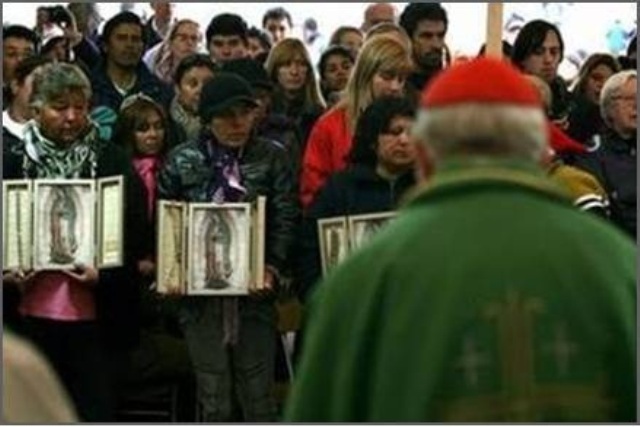cardinal blesses triptychs