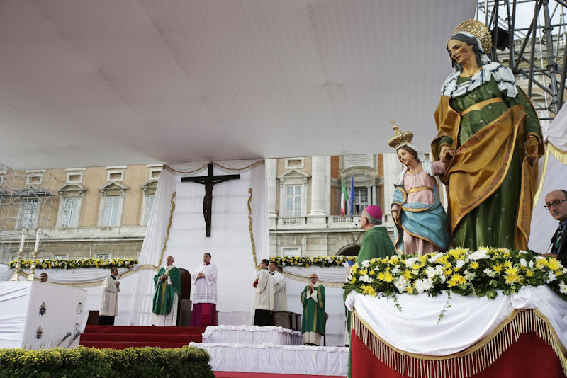 Pope celebrates Mass in Caserta, Italy