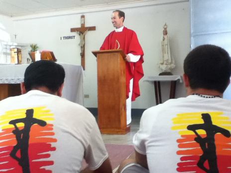 Fr. Aaron Smith saying Mass in Haiti