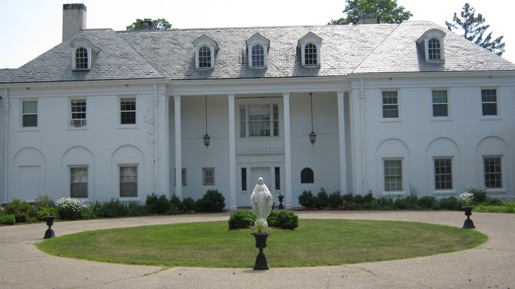 Queen of the Family Retreat Center