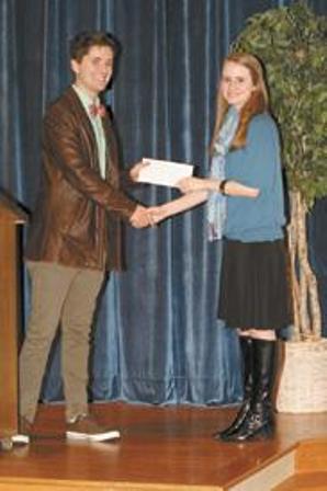Singer awarding student