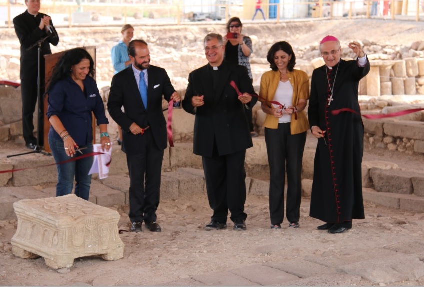 Ribbon Cutting at Magdala Center