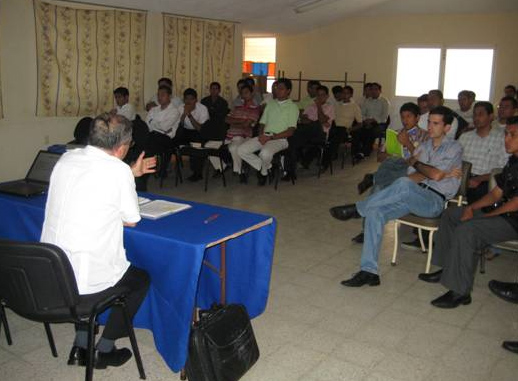 El 17 de marzo, los alumnos del seminario mayor de Veracruz escucharon el análisis del P. Javier García, L.C.