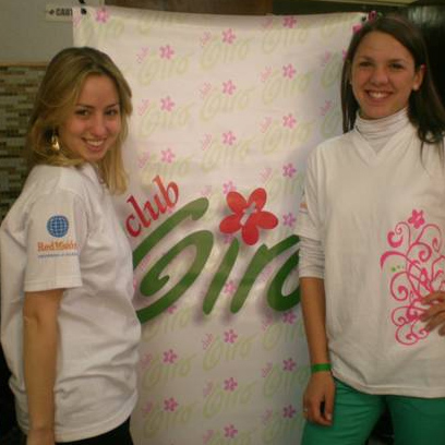 María Seré, promotora del Club Giro y Andrea Pampim, de Red Misión.