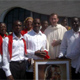 El P. Julen Durodie, L.C., con algunos miembros del Movimiento Regnum Christi de Costa de Marfil.