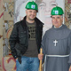 Javi Nieves junto con el Hno. Isidoro Mac&iacute;as, conocido como "Padre Patera".