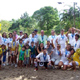 El equipo organizador del evento con Carola Miller y Bertha del Toro, consagradas del Regnum Christi.